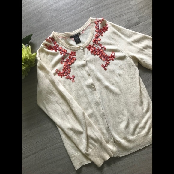 Lucky Brand embellished Sweater- Large - Picture 2 of 5